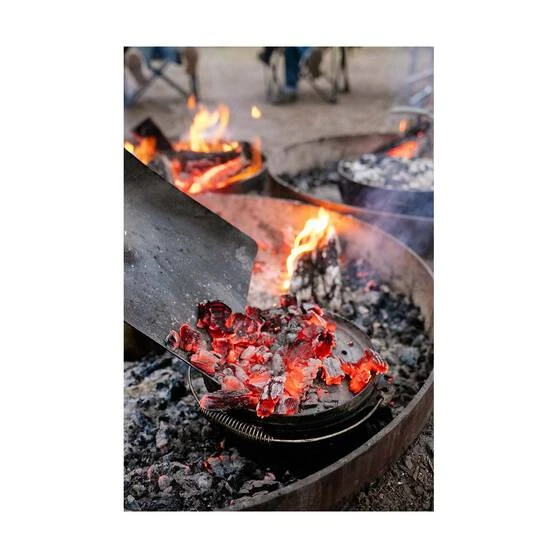 Campfire Pre Seasoned Cast Iron Camp Oven 4.5 Quart 13 Campfire Pre Seasoned Cast Iron Camp Oven 4.5 Quart - Image 11