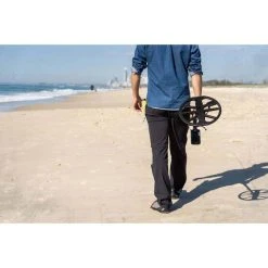 Minelab Equinox 800 Metal Detector 18 Minelab Equinox 800 Metal Detector -SeaToSummit sales BCF 612731 06 hi res