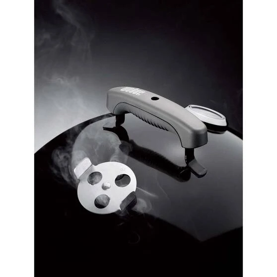 Weber Smokey Mountain Cooker 47cm 7 Weber Smokey Mountain Cooker 47cm - Image 5